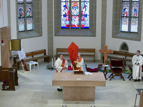 Karfreitgasliturgie und Karfreitagsprozession in Naumburg (Foto: Karl-Franz Thiede)